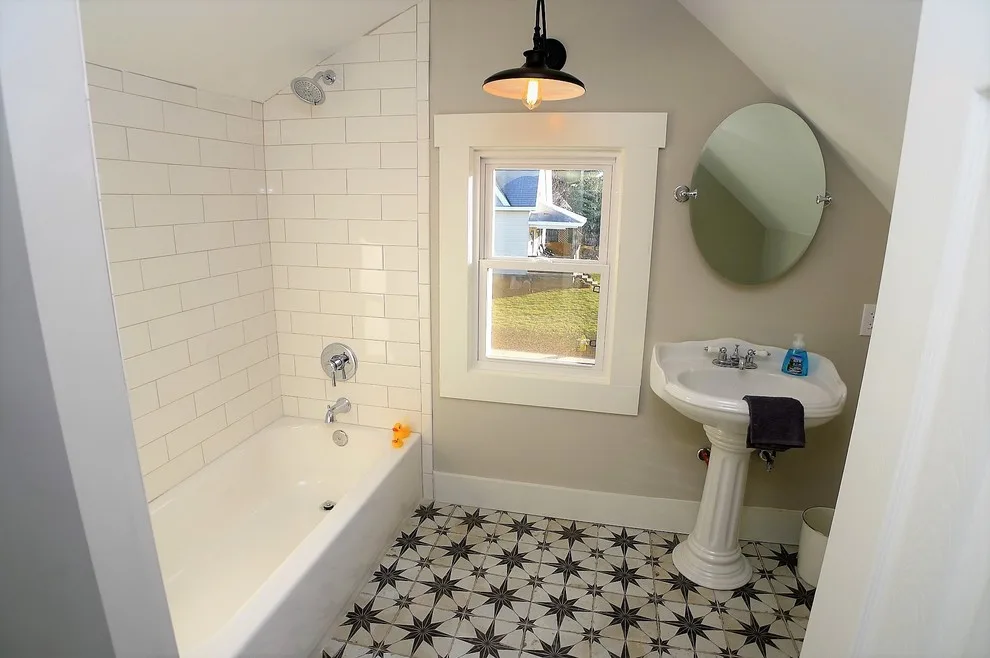 Fortville 2.0 Upgrade by ML Contracting - Photo 11
