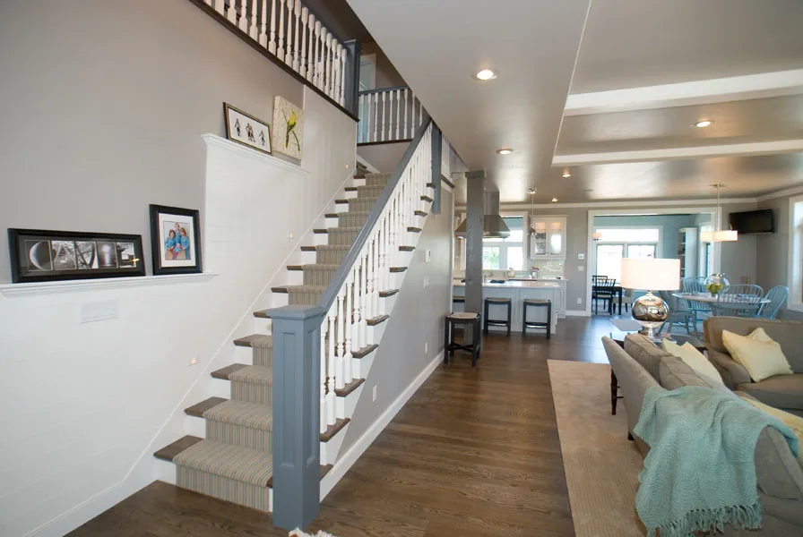 Entrances by C & C Custom Builders - Photo 13