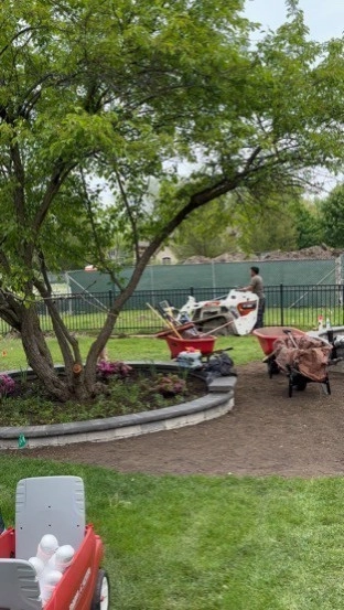 Contemporary Landscape Design by The Bravo's Landscape Inc. - Photo 6