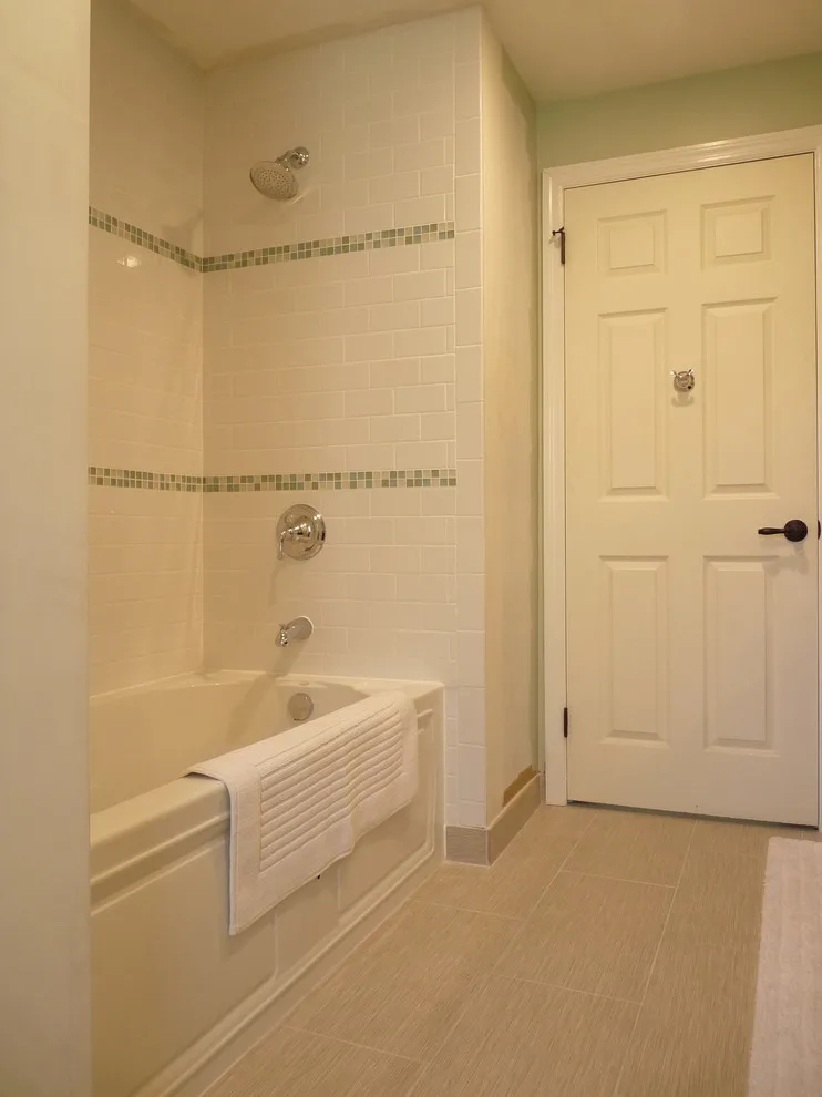 Franklin Park Children's Bath by Harte Remodels, LLC - Photo 3