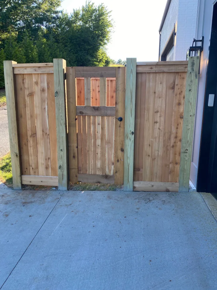 Fence Guys - Photo 4