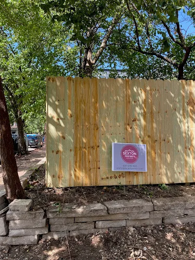 Sexton Fence - Photo 3
