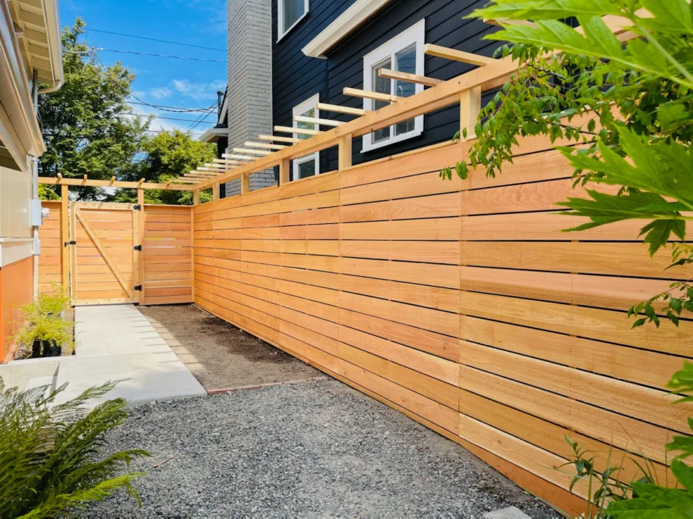 Cedar Horizontal Fence with Clarity by Cool Cat Fence - Photo 3