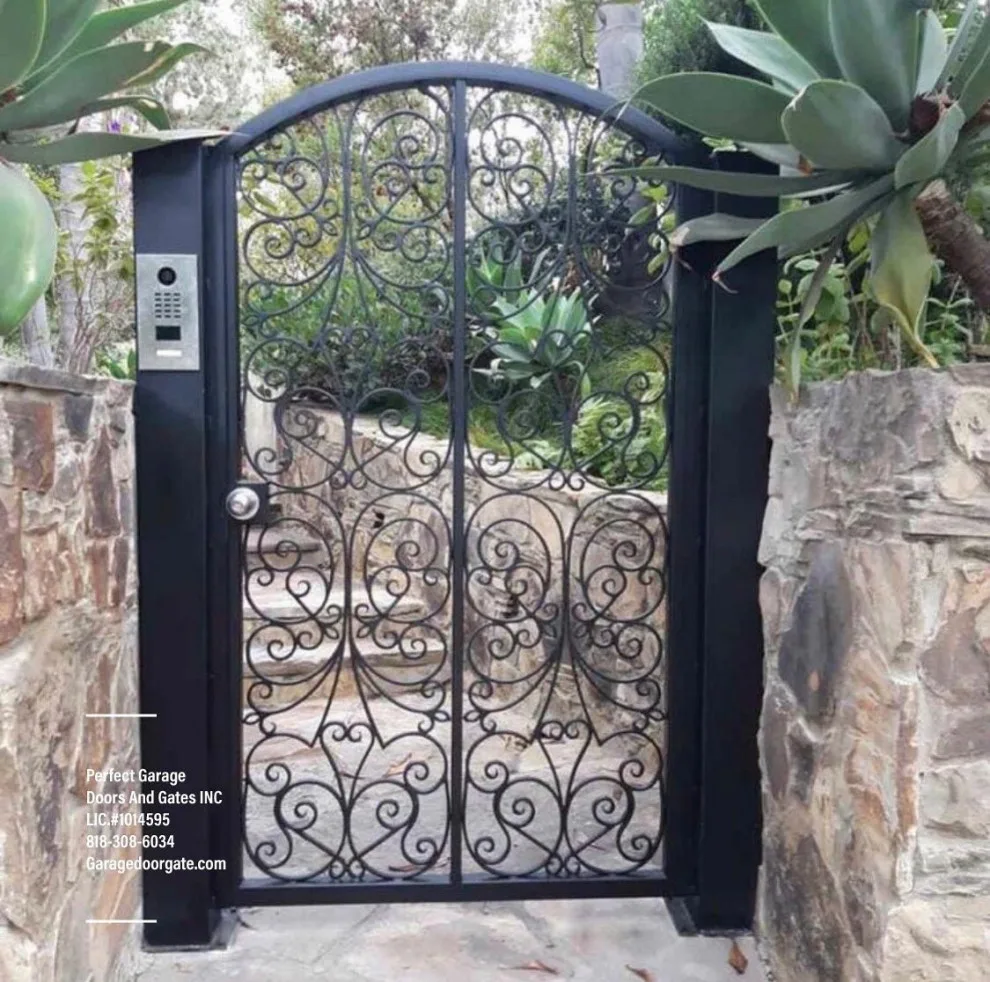 Perfect Garage Doors And Gates Inc. - Photo 9