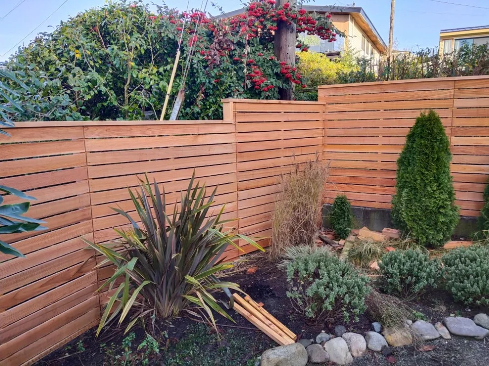 Horizontal Clear Cedar Fence by Cool Cat Fence - Photo 3