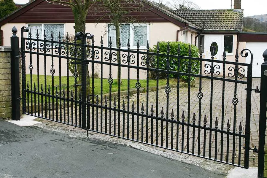 The Tucson Fence Company - Photo 8