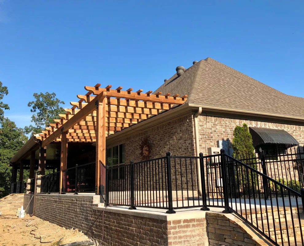 Cedar Pergola at Silverthorne by Bradford Fencing LLC - Photo 4