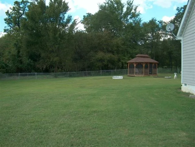 Putnam County Fencing - Photo 6