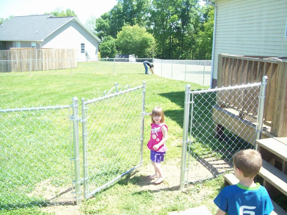 Putnam County Fencing - Photo 2