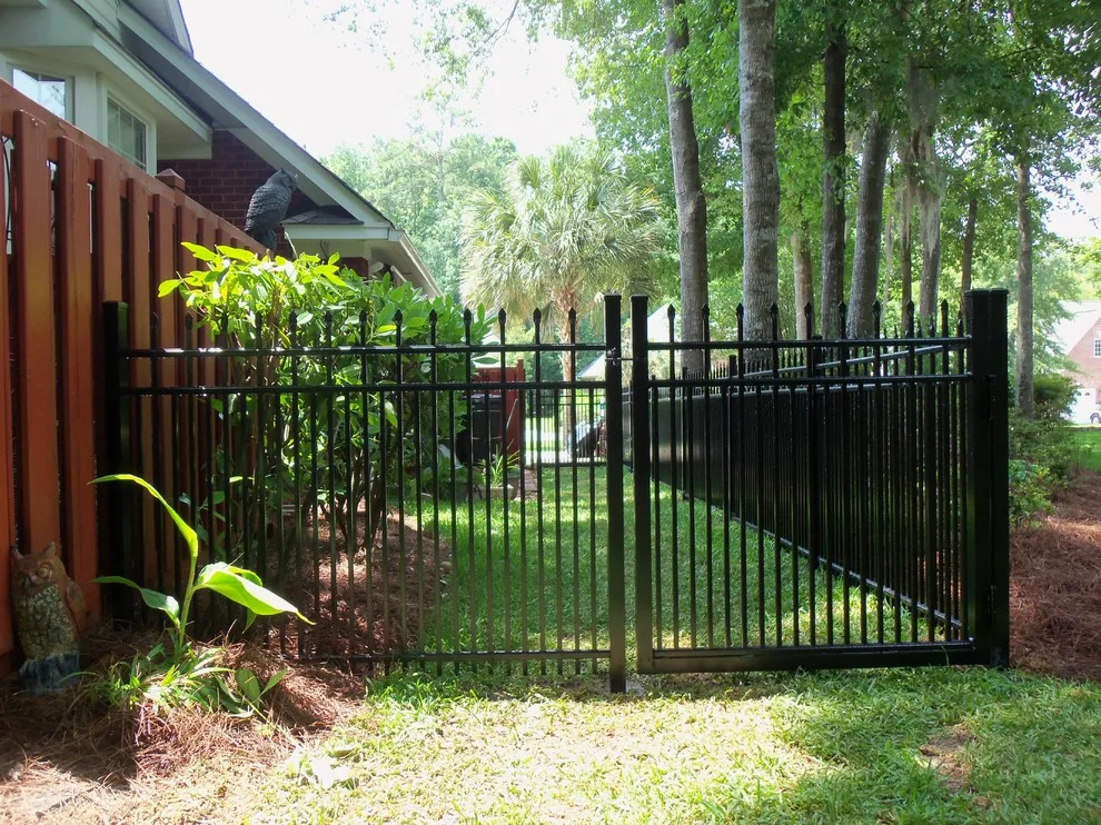 Town And Country Fences, LLC - Photo 4