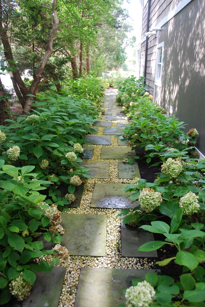 Landscape Design-Build Gallery by Bay Avenue Plant Company - Photo 16
