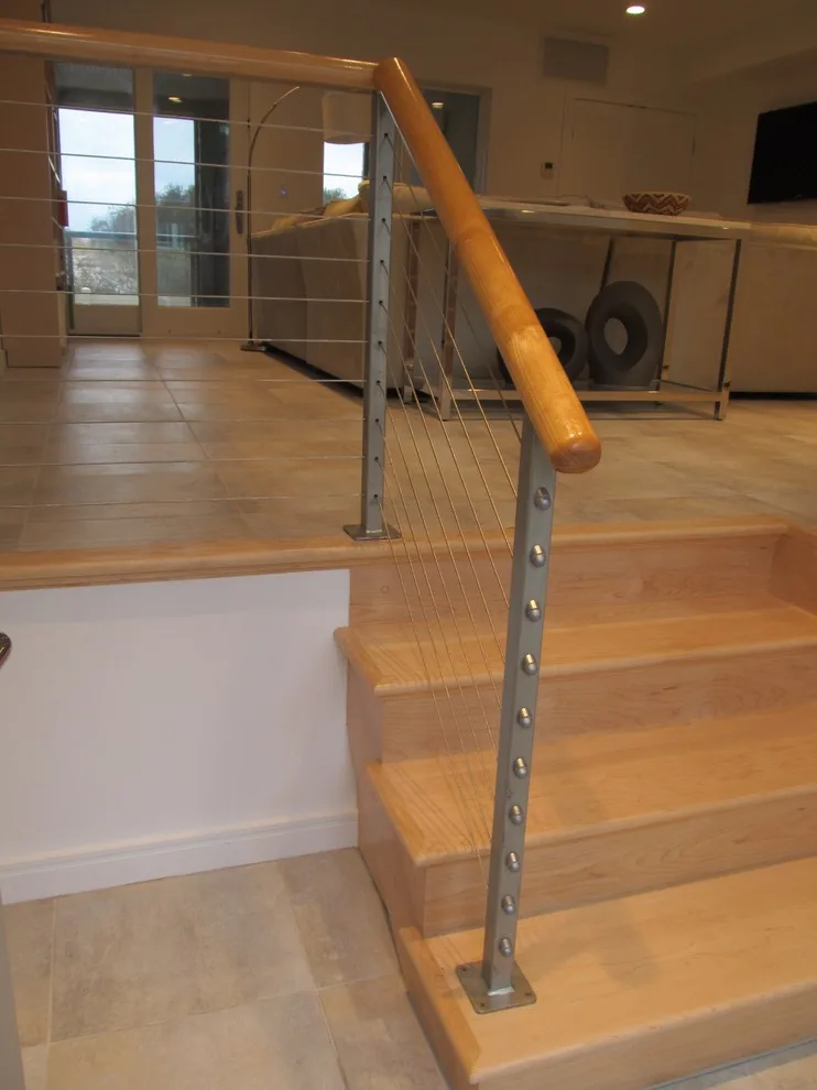 Wire Railing by Bill's Custom Metal Fabrications Inc. - Photo 3
