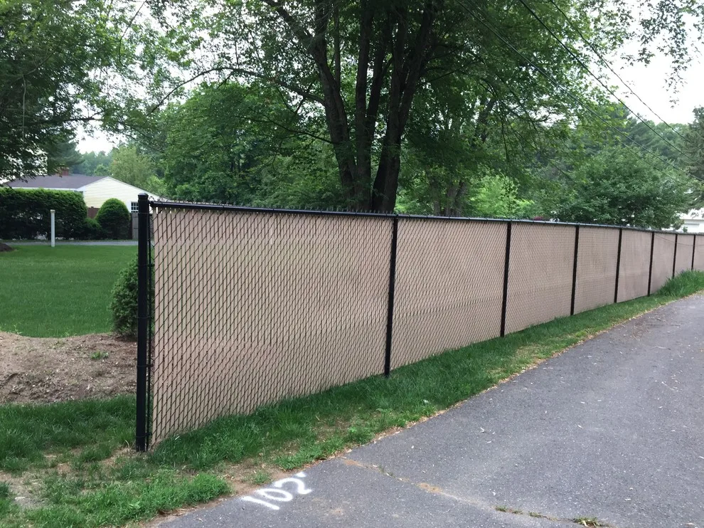 Home Enclosures by Hartford Wire Fence - Photo 5