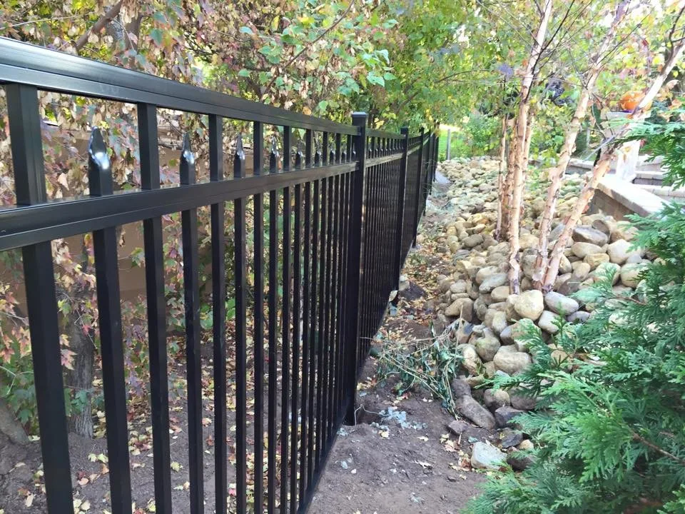 Home Enclosures by Hartford Wire Fence - Photo 6