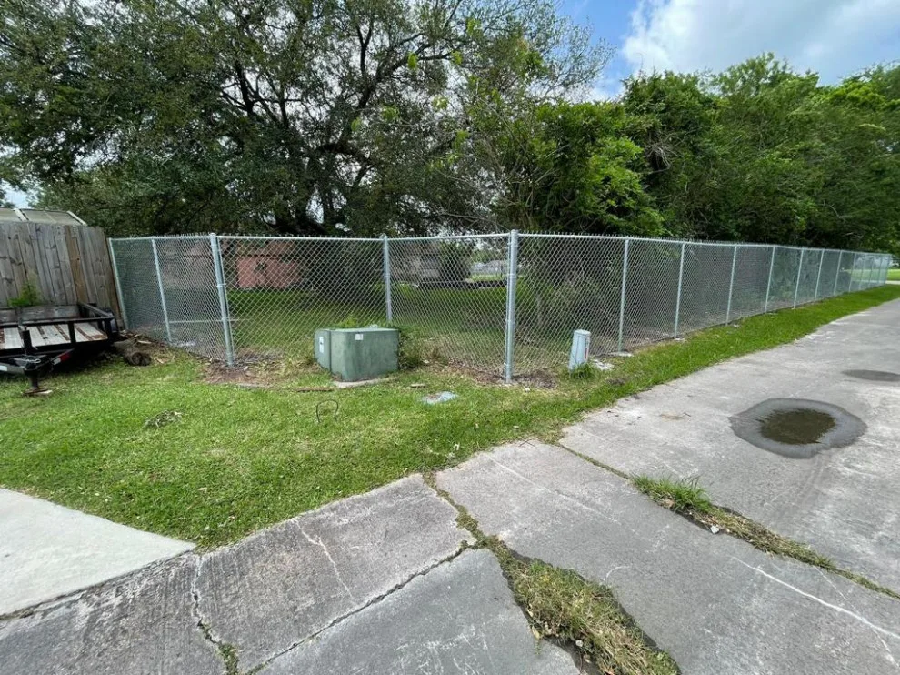 Fences and Gates Made of Chain Link by My Garage And Gates - Photo 12