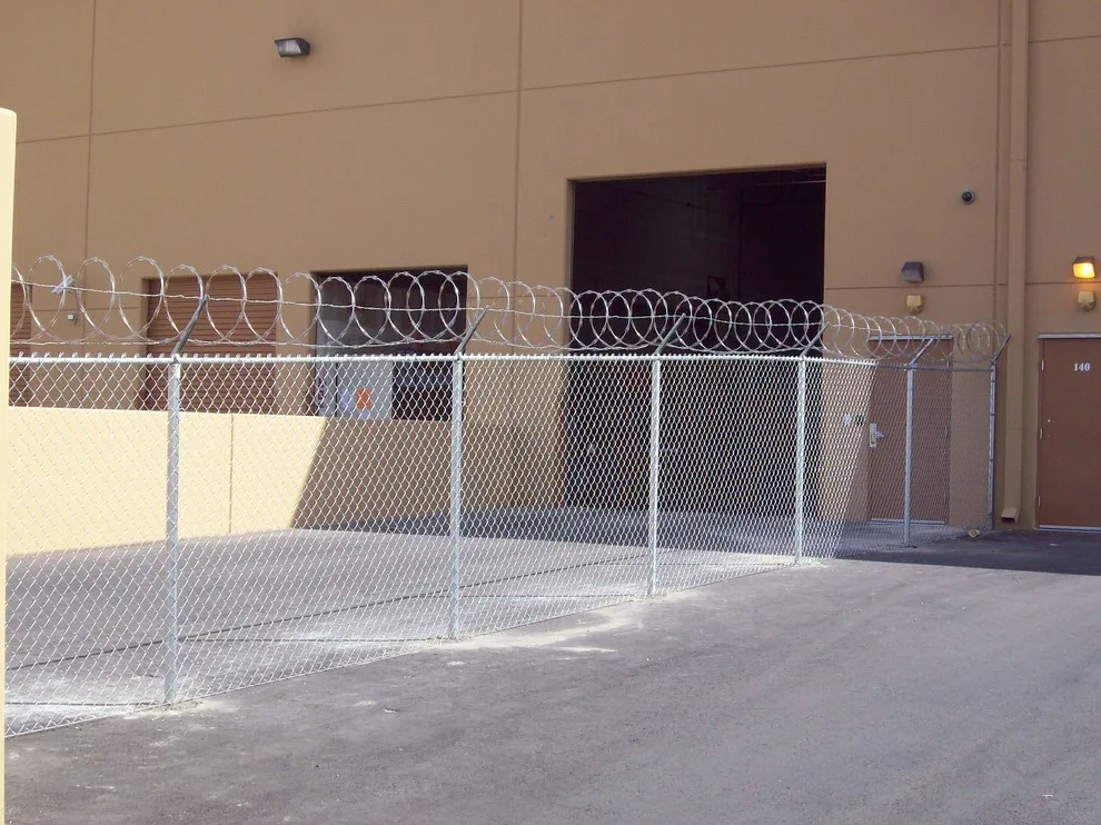 Link Chain by Divine About The Fence - Photo 8