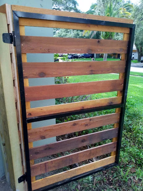 Cedar Entryway with Clearwater Horizontal Design by Hunter's Woods Outdoors - Photo 3