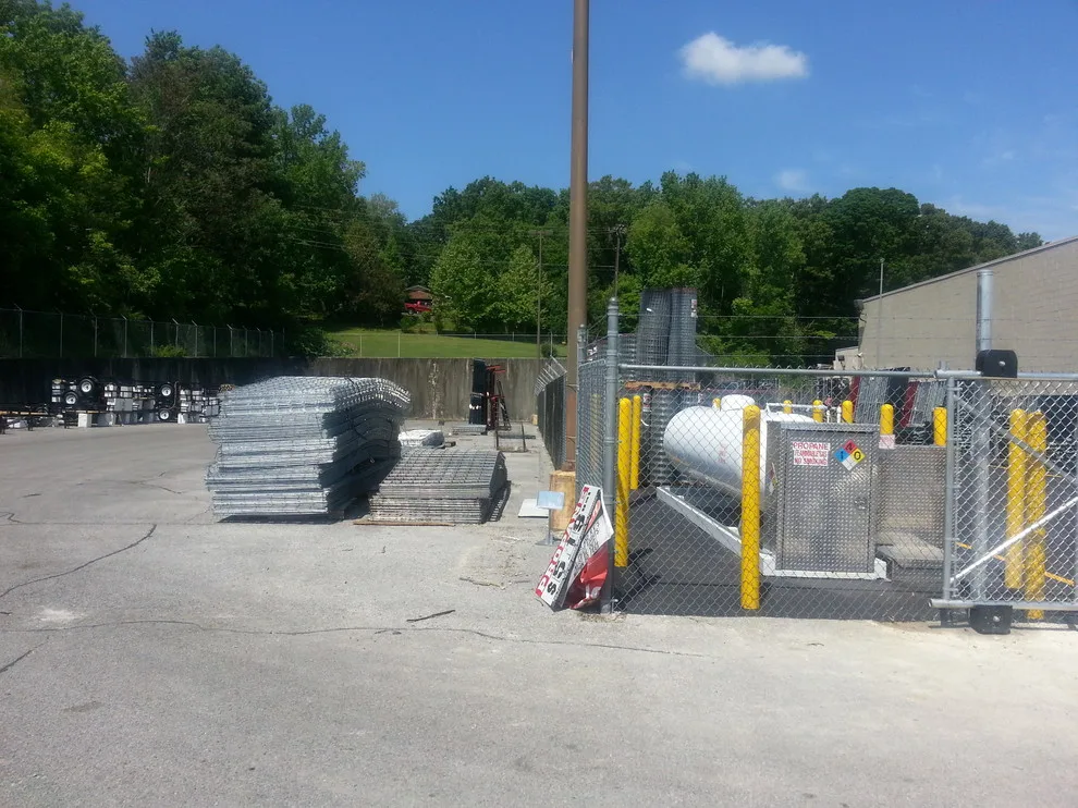 Putnam County Fencing - Photo 12