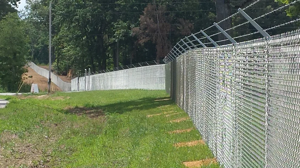 Business Fencing by Putnam County Fencing - Photo 17