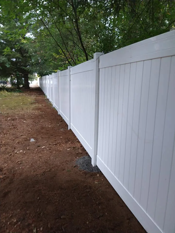 Eagle Fencing - Photo 10