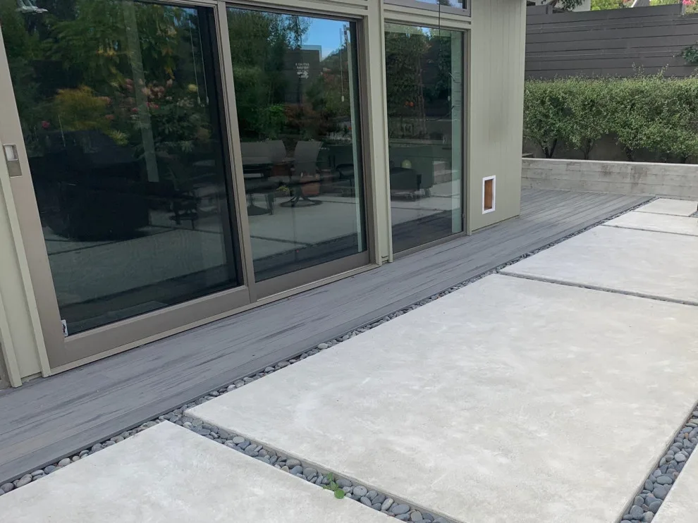 Contemporary Trex Deck by Clough Construction - Photo 6