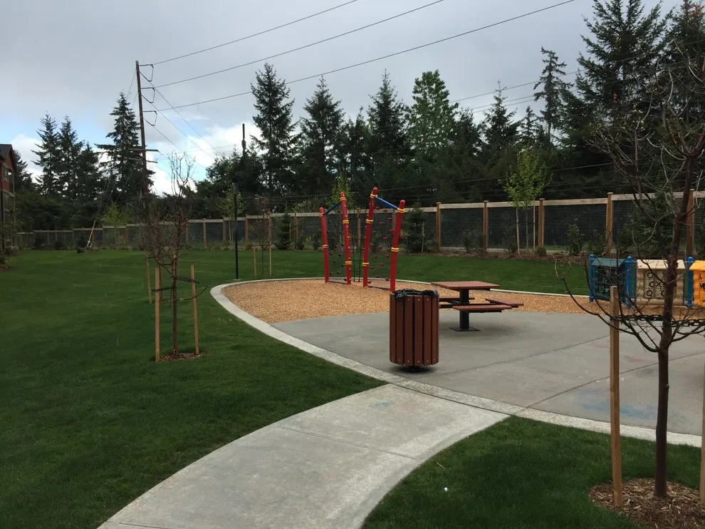 Western Pacific Fence - Photo 2