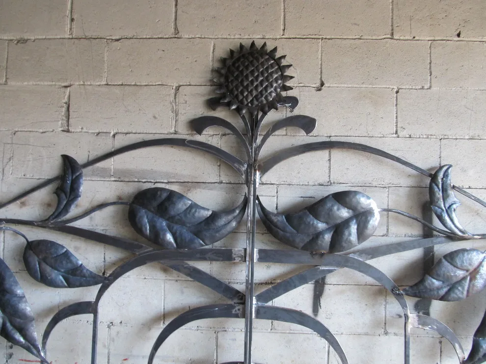 Personalized Entrance Gates by Bill's Custom Metal Fabrications Inc. - Photo 8