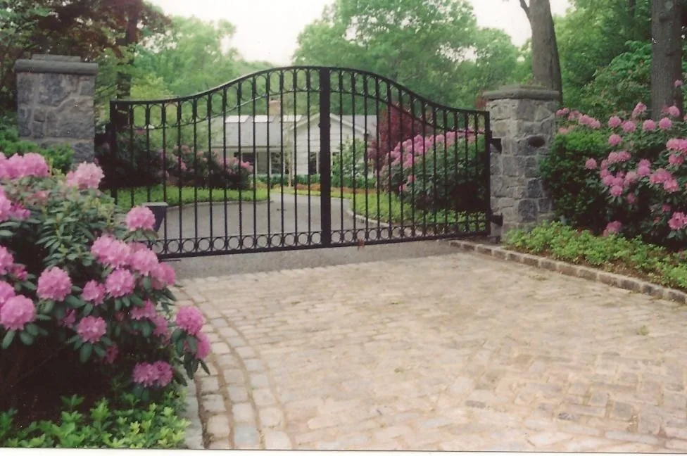 Personalized Entrance Gates by Bill's Custom Metal Fabrications Inc. - Photo 6
