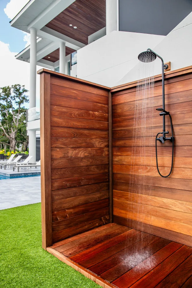 Tailored Ipe Shower Enclosure at Siesta Key by Freedom Fence & Aluminum - Photo 2