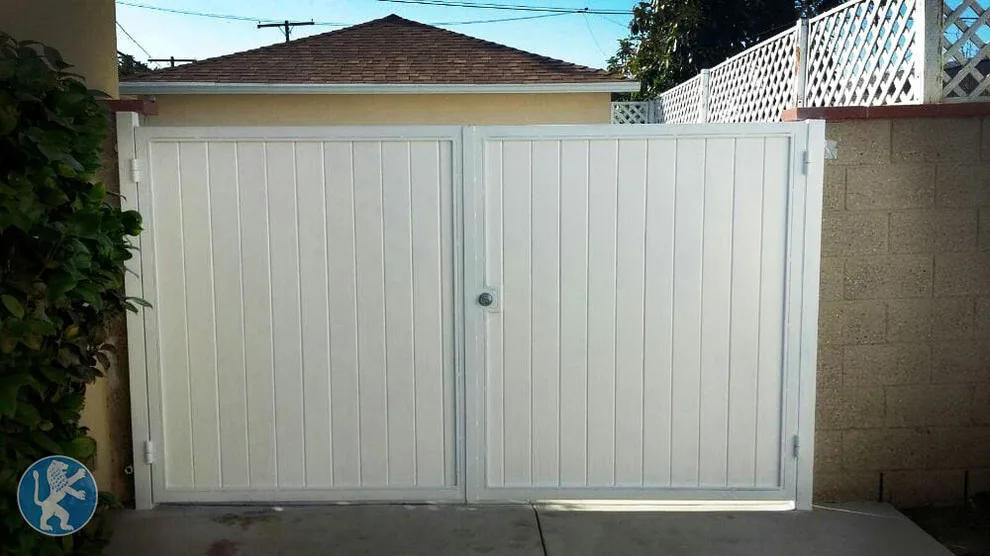 Entrance Barriers by Perfect Garage Doors And Gates Inc. - Photo 29