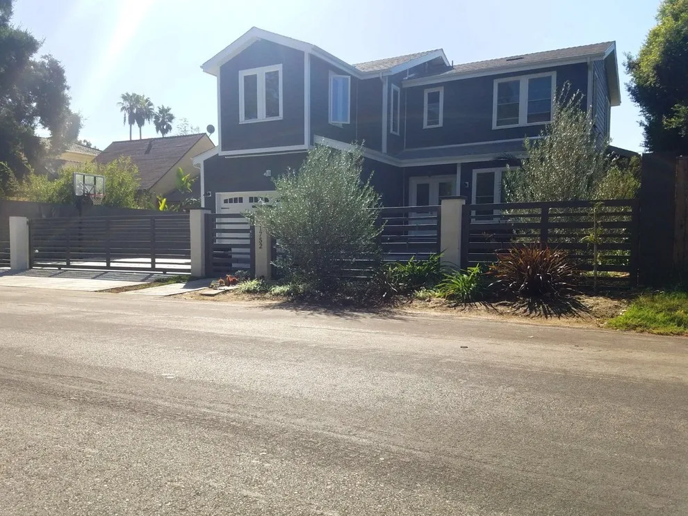 Entrance Barriers by Perfect Garage Doors And Gates Inc. - Photo 31