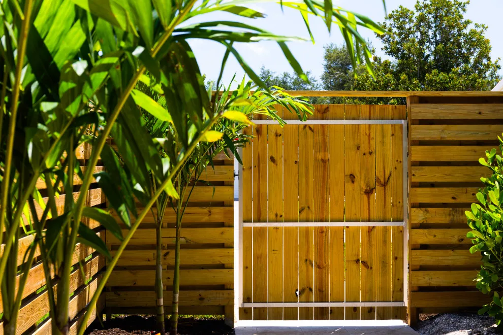 Bespoke Horizontal Wooden Fence by Freedom Fence & Aluminum - Photo 3