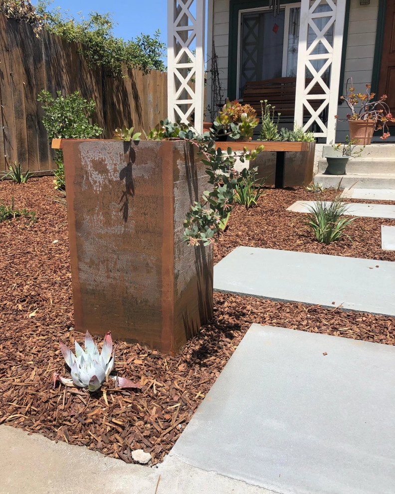 Featured Projects by Bay Maples Wild California Gardens - Photo 31