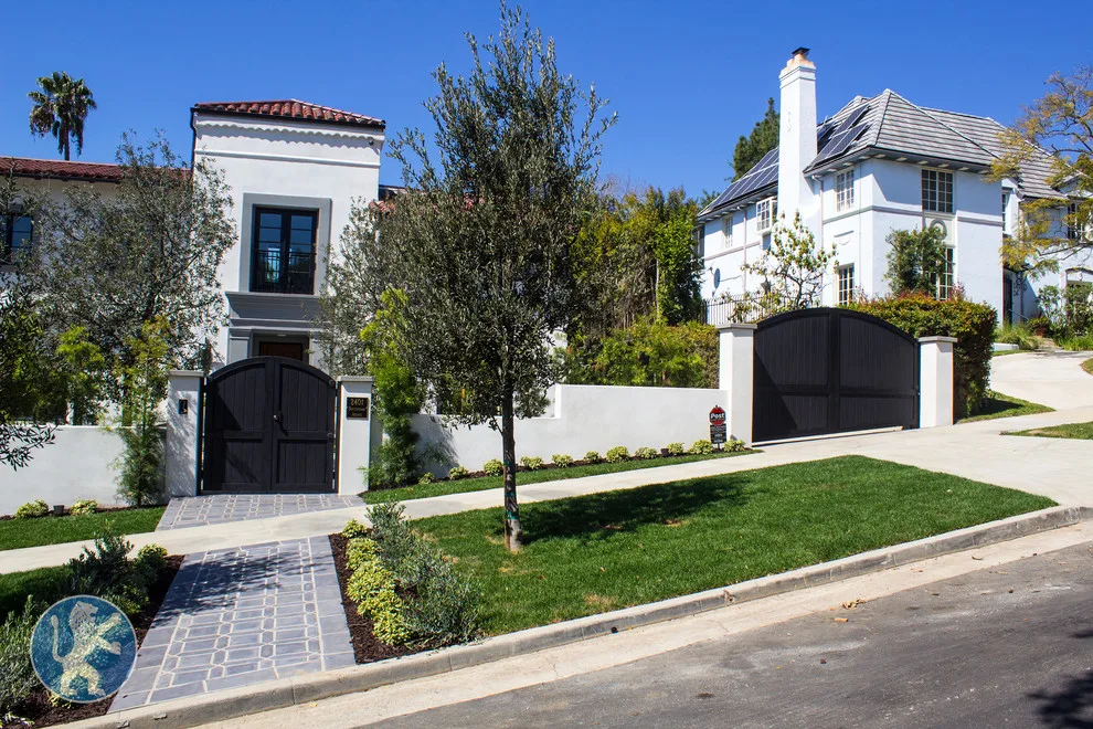 Timber Fencing and Entrances by Perfect Garage Doors And Gates Inc. - Photo 8