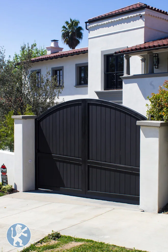 Timber Fencing and Entrances by Perfect Garage Doors And Gates Inc. - Photo 31