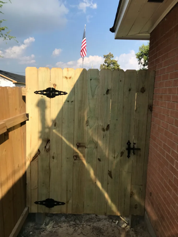 Fence Kings - Photo 2