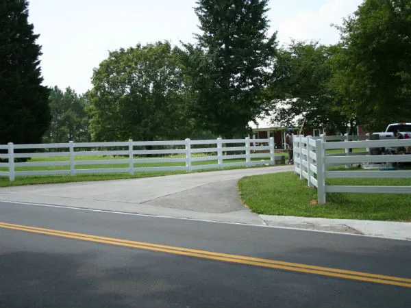 Bryant Fence Co - Photo 7