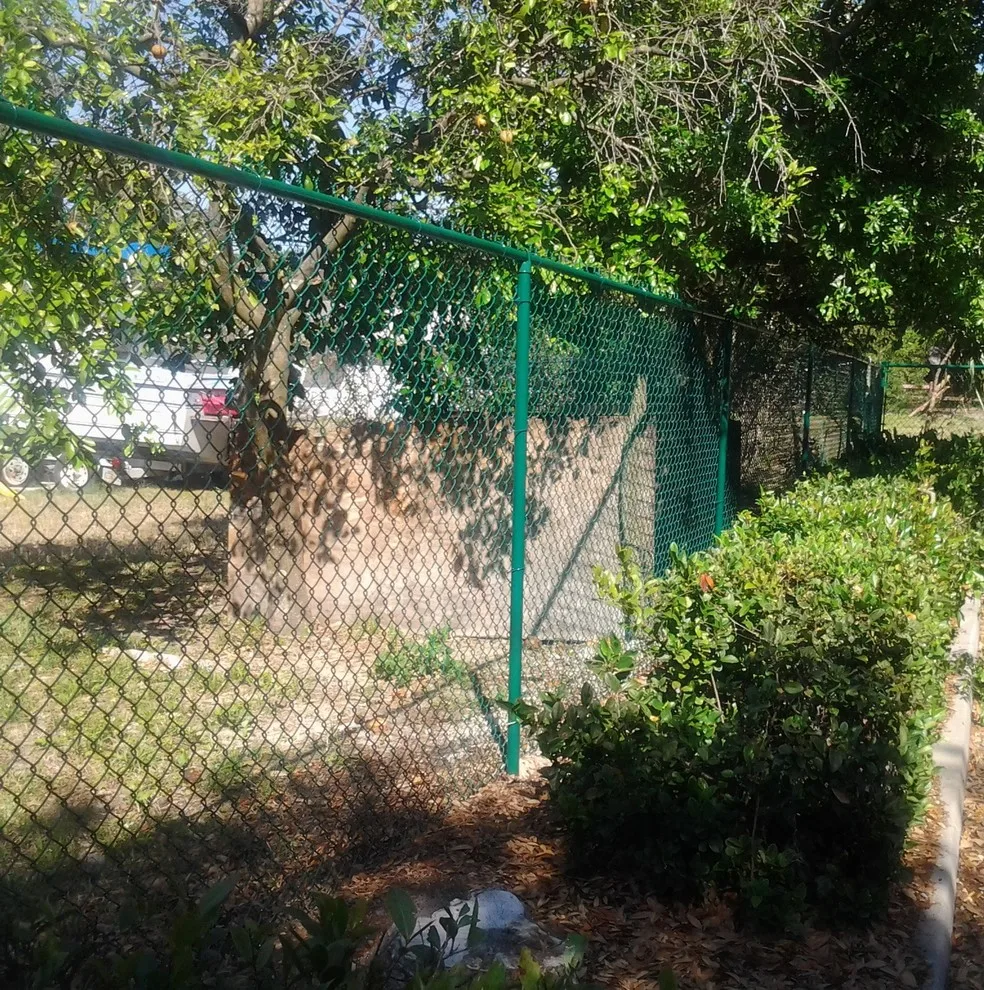 American Landmark Fence Company - Photo 11