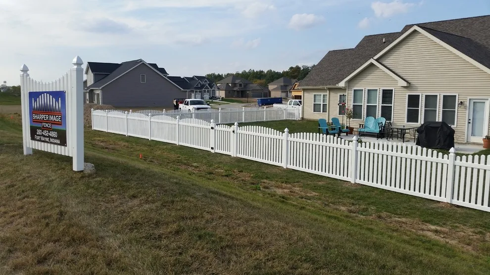 Sharper Image Fence - Photo 4