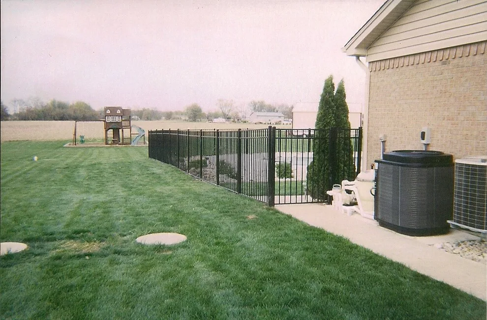 Sholler's Fence Company - Photo 6