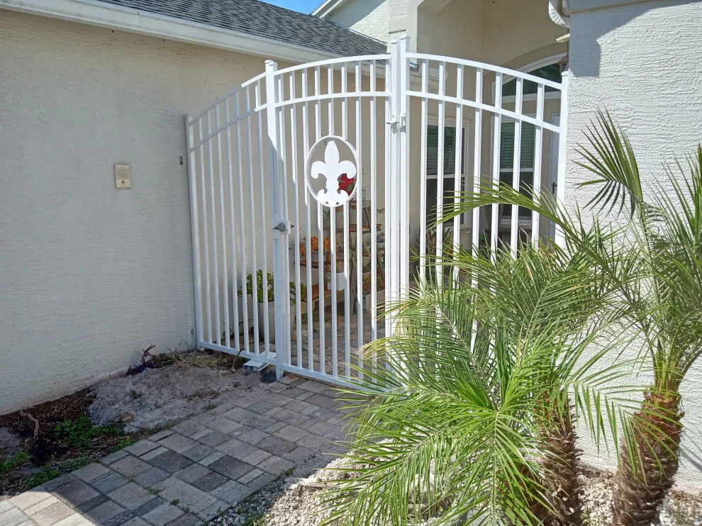 Lily Flower Residence by Hunter's Woods Outdoors - Photo 2