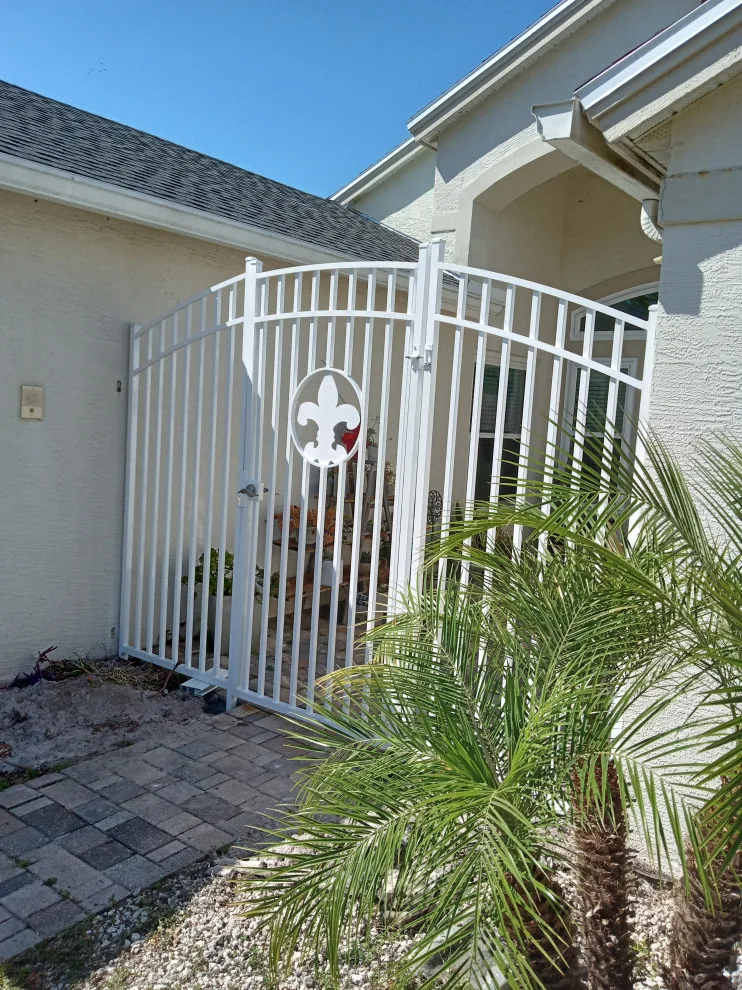 Lily Flower Residence by Hunter's Woods Outdoors - Photo 5