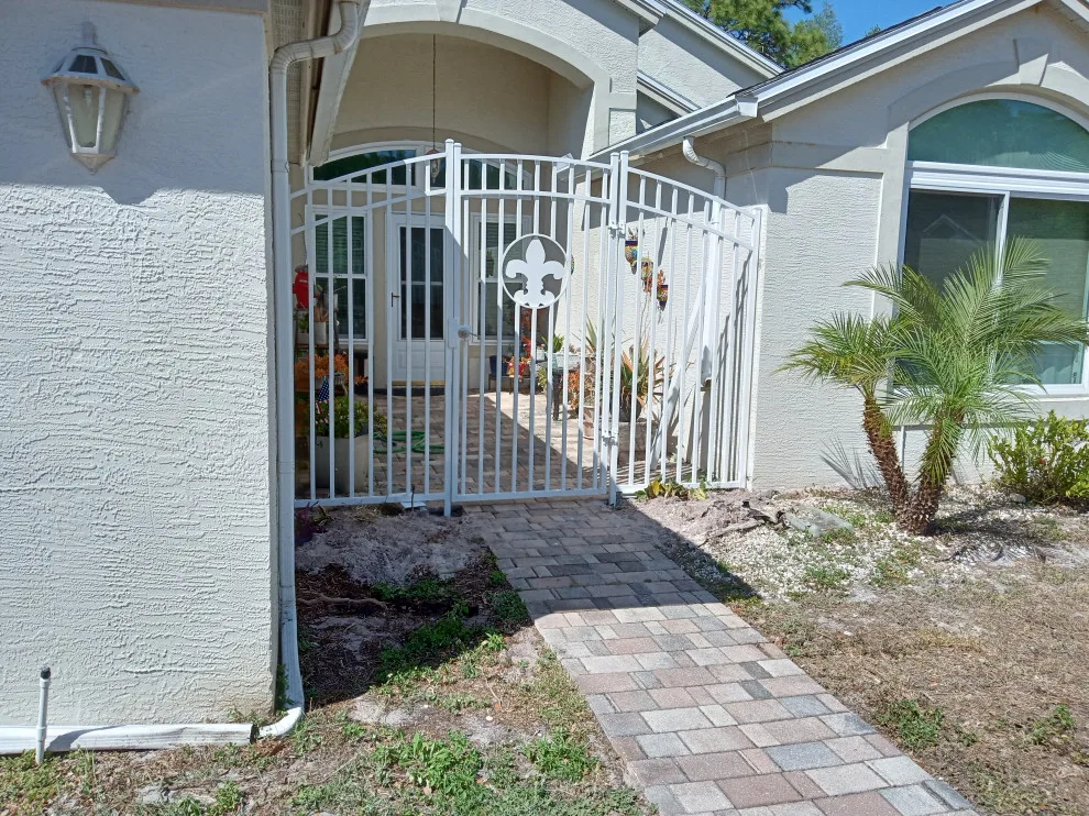Lily Flower Residence by Hunter's Woods Outdoors - Photo 4