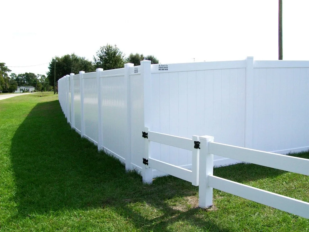 Exhibition Space by Jl Fence Company - Photo 10