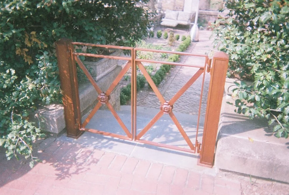 Entrance to the Garden by Bill's Custom Metal Fabrications Inc. - Photo 6