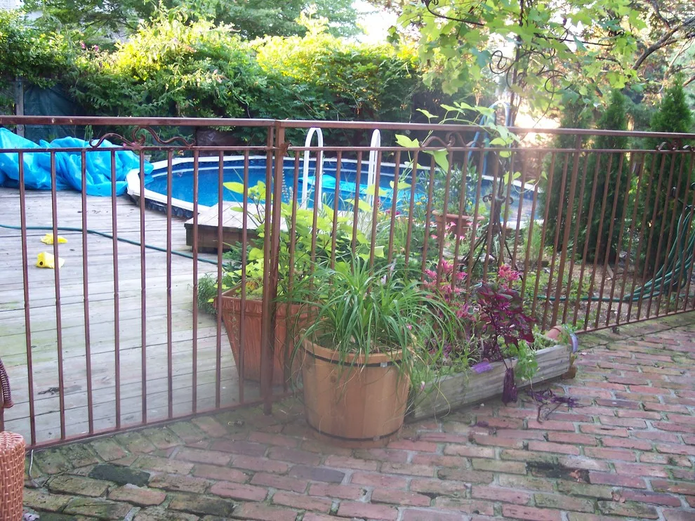 Entrance to the Garden by Bill's Custom Metal Fabrications Inc. - Photo 7