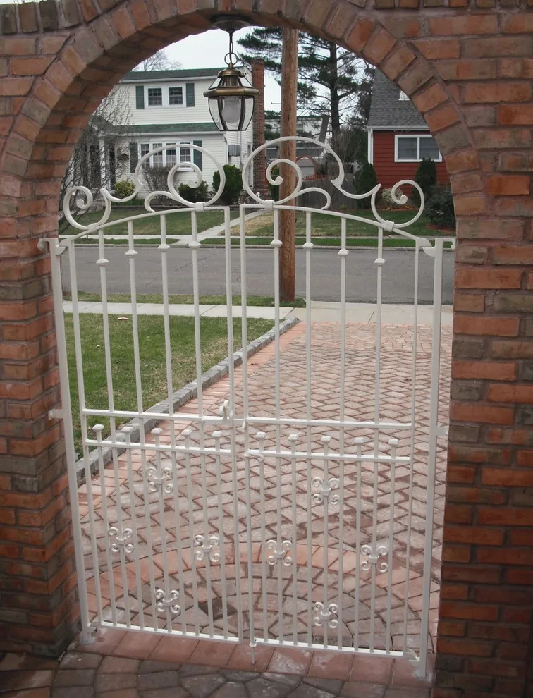 Entrance to the Garden by Bill's Custom Metal Fabrications Inc. - Photo 9
