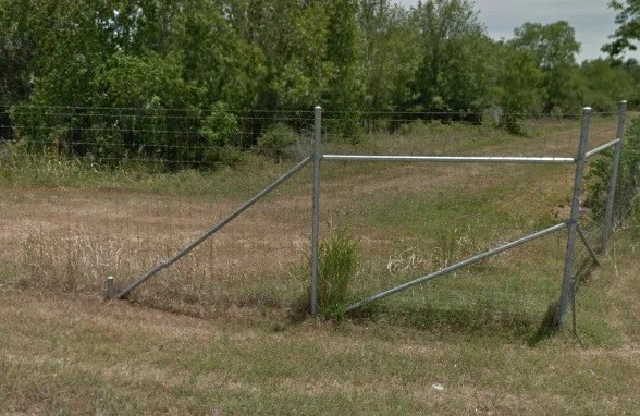 Republic Fence Company - Photo 4
