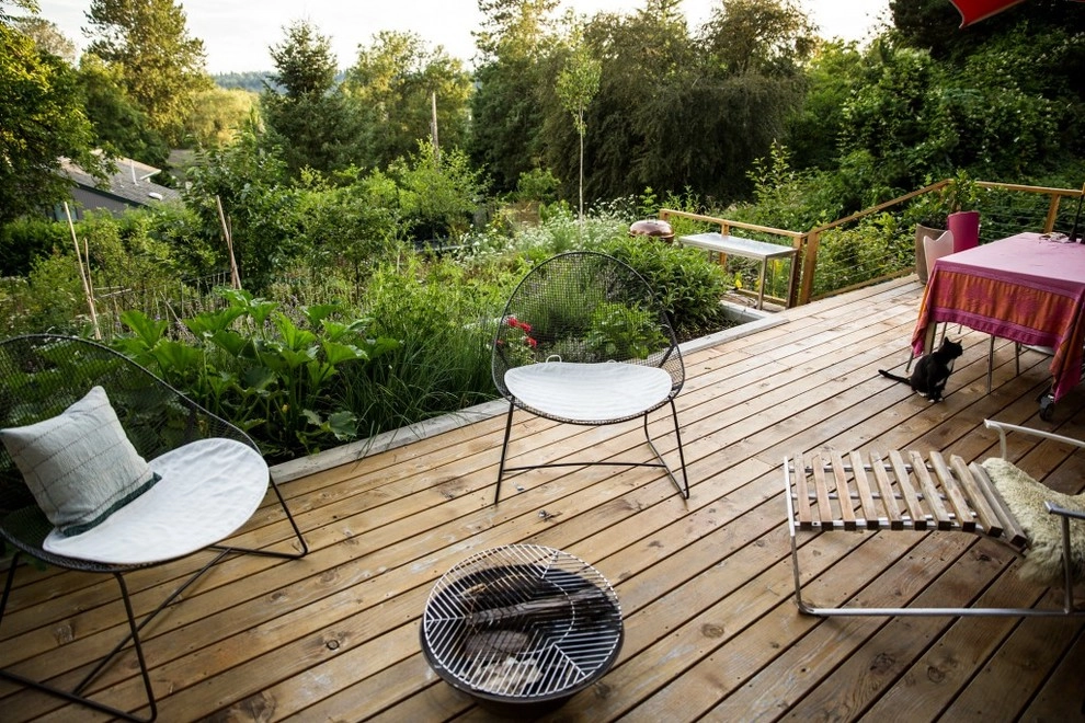 Full Plane Passive House by The Figure Ground Studio, LLC - Photo 13