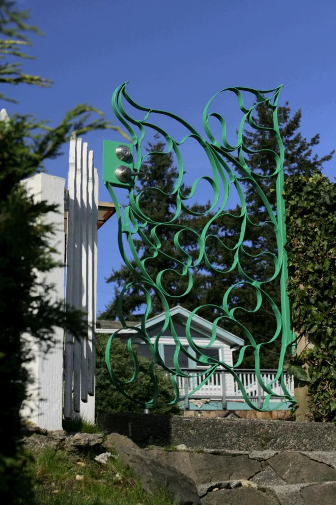 Foliage Entrance Gate by Carbon & Sand - Photo 5